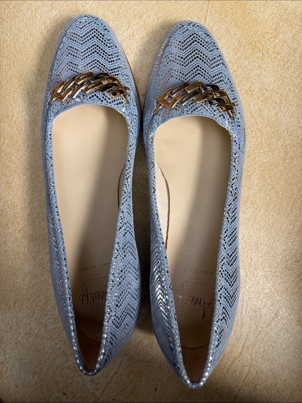 Women's Amalfi by Rangoni Made in Italy Light Blue Chain Accent Ballet Flats